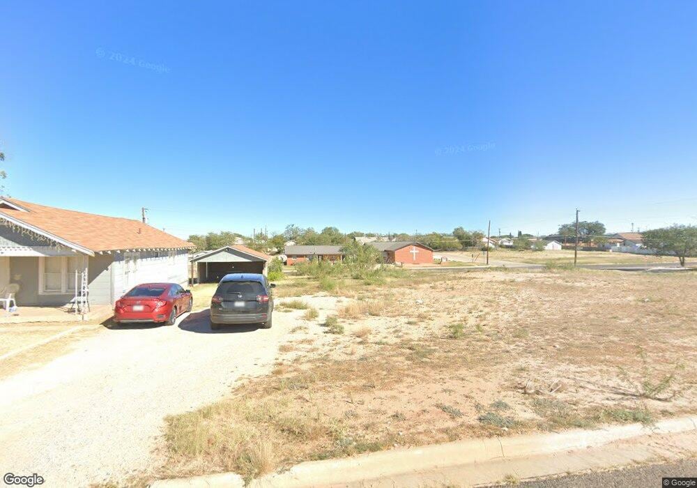 1307 Nolan St, Big Spring, TX 79720 - photo 1