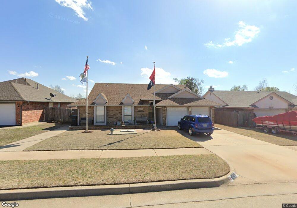 1626 NE 9th St, Moore, OK 73160 - photo 1