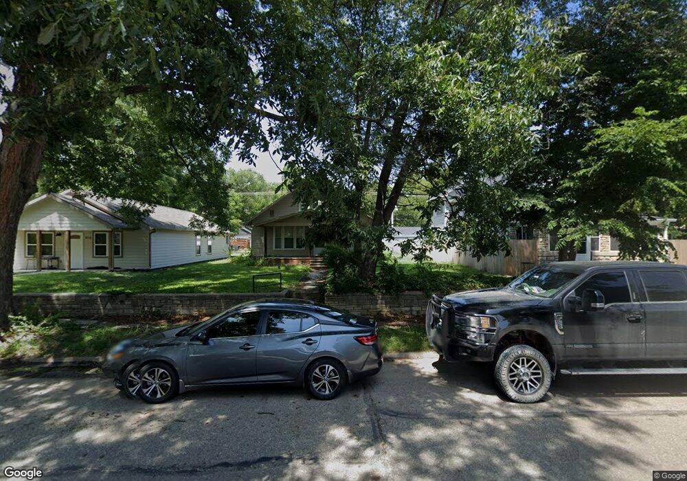 1012 Yuma St unit A, Manhattan, KS 66502 - photo 1