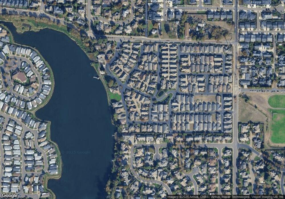 1870 Lake Shore Dr, Eugene, OR 97408 - photo 1