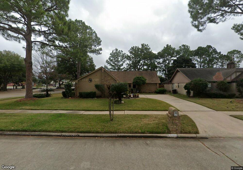 8130 Clover Gardens Dr, Houston, TX 77095 - photo 1