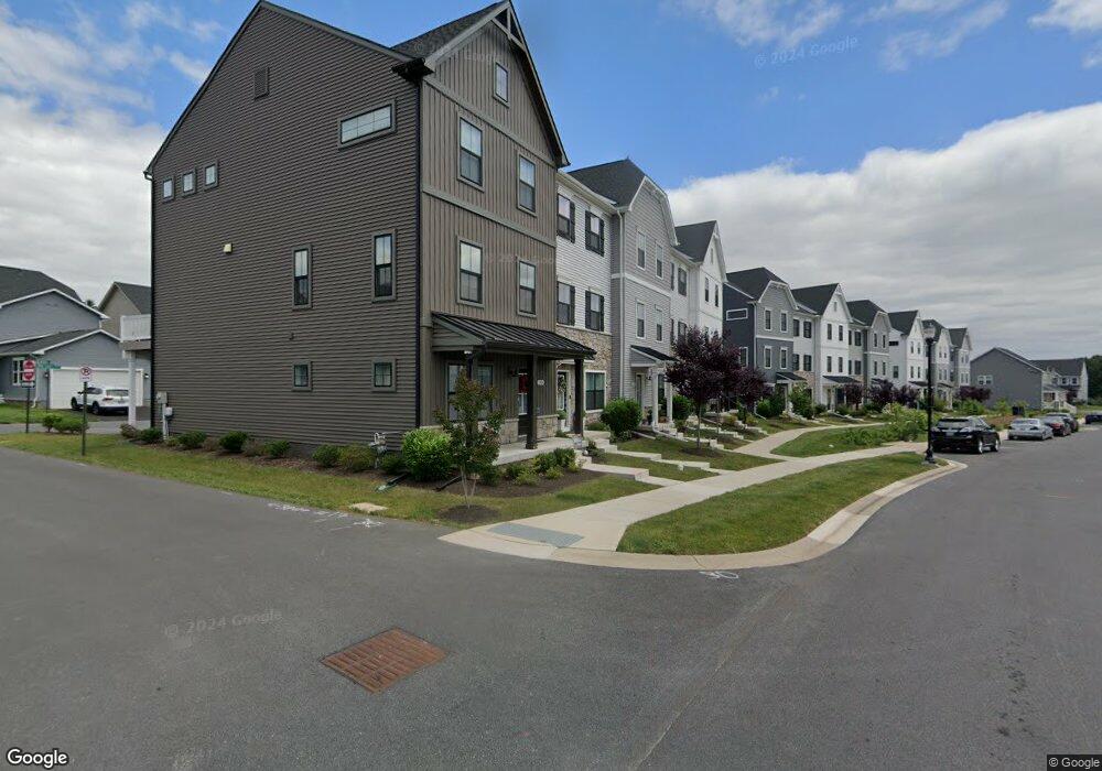 1324 Pedigree St, Frederick, MD 21702 - photo 1