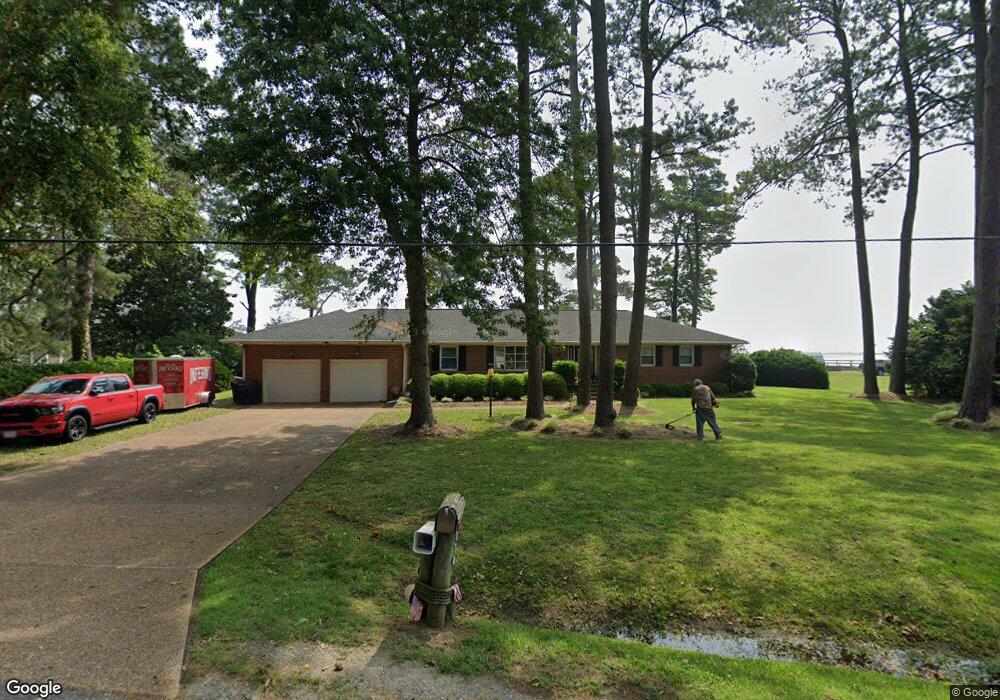 610 Dandy Loop Rd, Yorktown, VA 23692 - photo 1