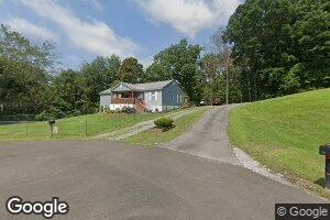 233 Taylor Cir, Raven, VA 24639