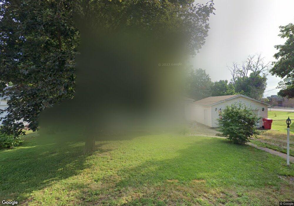 431 E Cheston St, Virginia, IL 62691 - photo 1