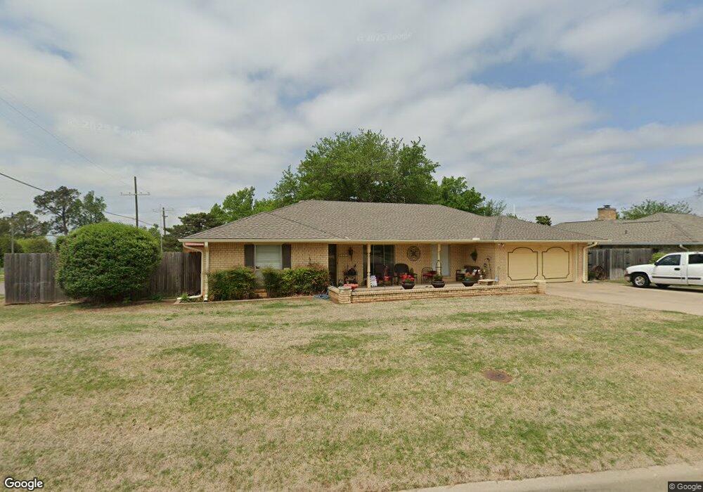 2201 Sunset Dr, Duncan, OK 73533 - photo 1