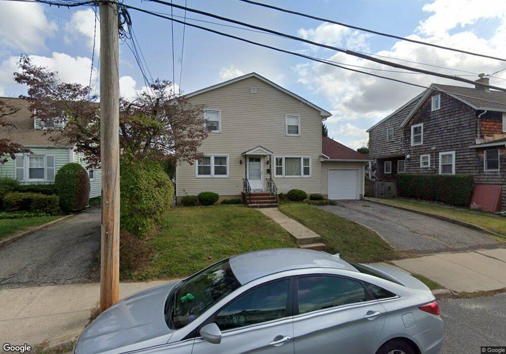 35 Smith St unit 1st Floor, Glen Cove, NY 11542 - photo 1