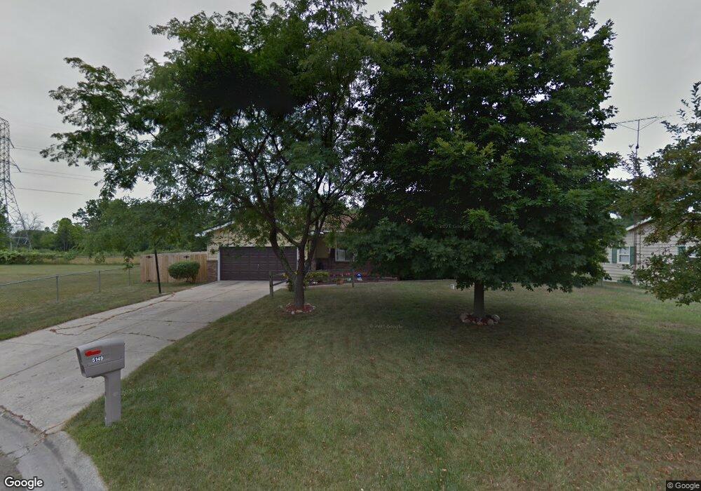 5149 Sunburst Ct, Flint, MI 48532 - photo 1