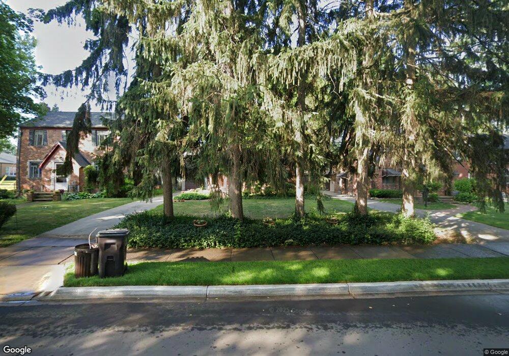 303 Kerby Rd, Grosse Pointe Farms, MI 48236 - photo 1