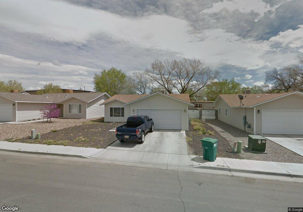 212 Valle Vista Dr, Farmington, NM 87401 - photo 1