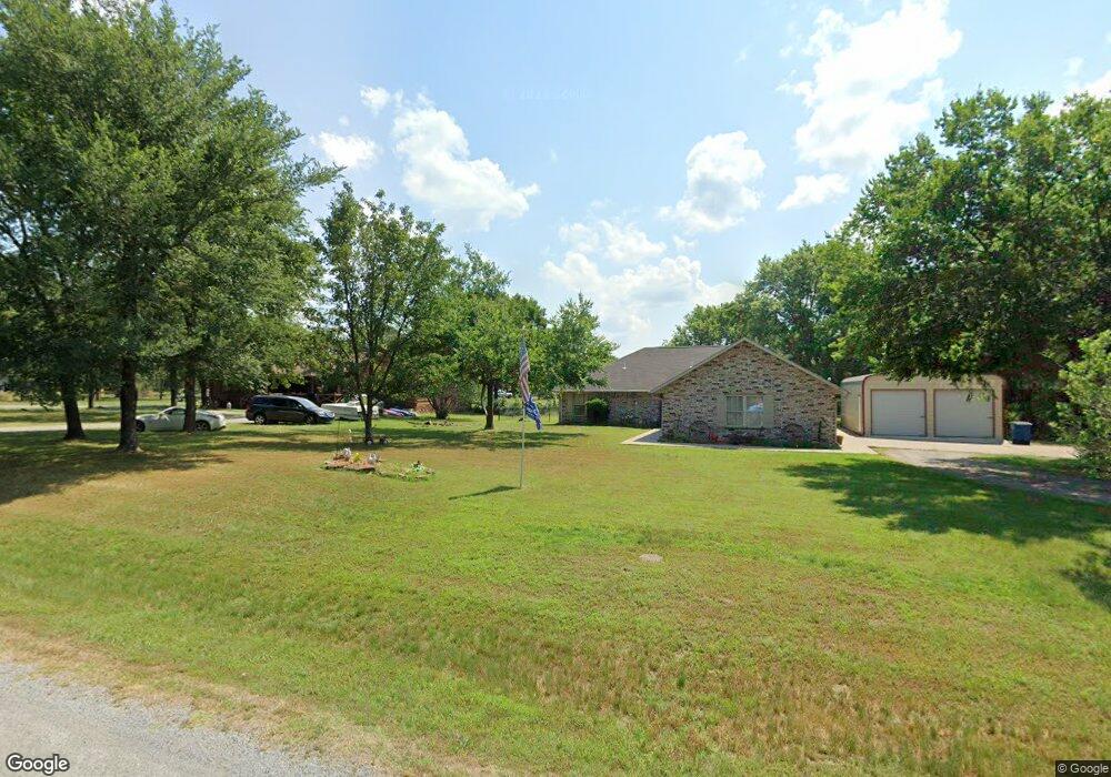 1404 N Kiowa St, Chouteau, OK 74337 - photo 1
