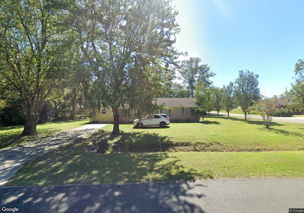 206 Grovehill Ave, Blackshear, GA 31516 - photo 1