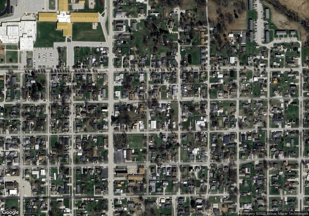 509 G St NE, Linton, IN 47441 - photo 1