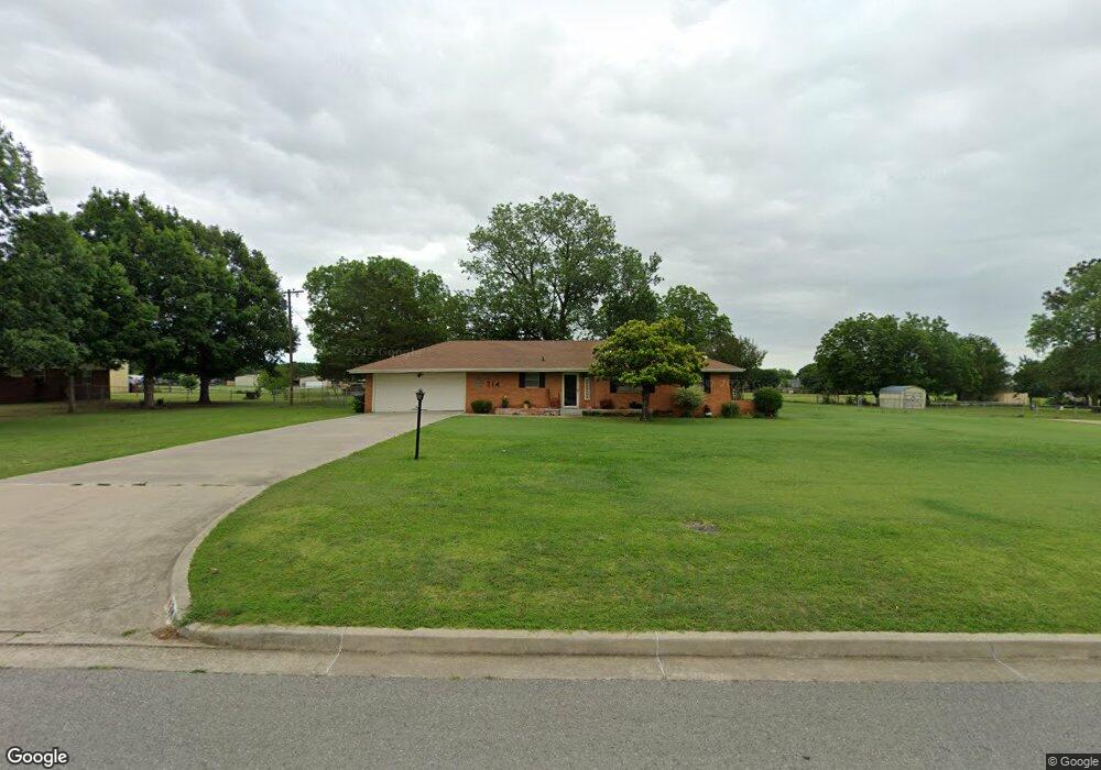 714 N Rockford Place, Ardmore, OK 73401 - photo 1