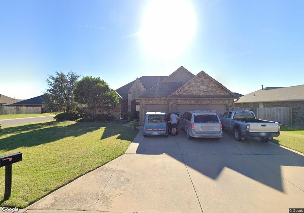 2300 Whispering Pine Blvd, Shawnee, OK 74804 - photo 1