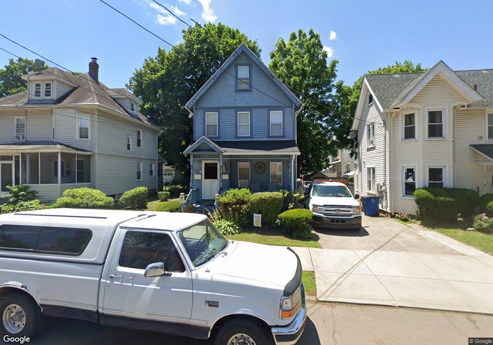 124 Blake St, New Haven, CT 06511 - photo 1