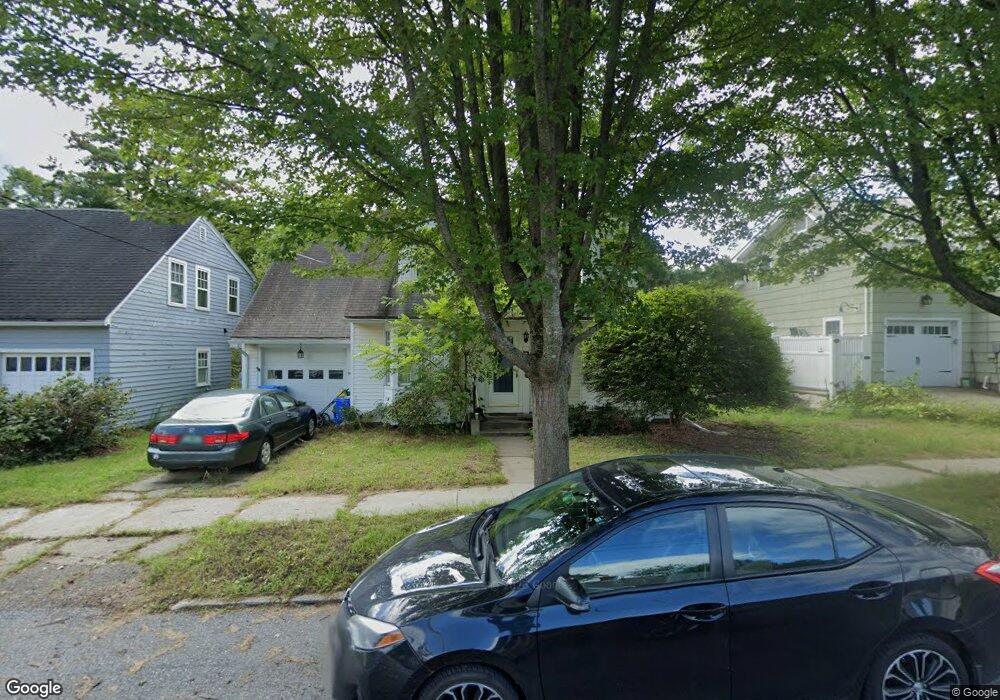 35 Bilodeau Pkwy, Burlington, VT 05401 - photo 1