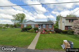 2718 Cedar Ave, Scranton, PA 18505