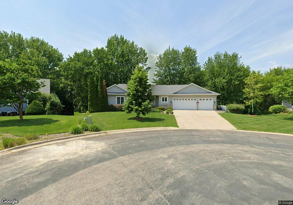 415 Lally Ct, Zumbrota, MN 55992 - photo 1