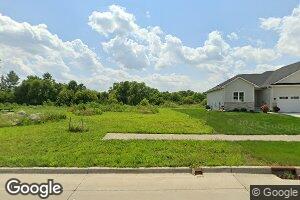 742 NE 71st St, Pleasant Hill, IA 50327