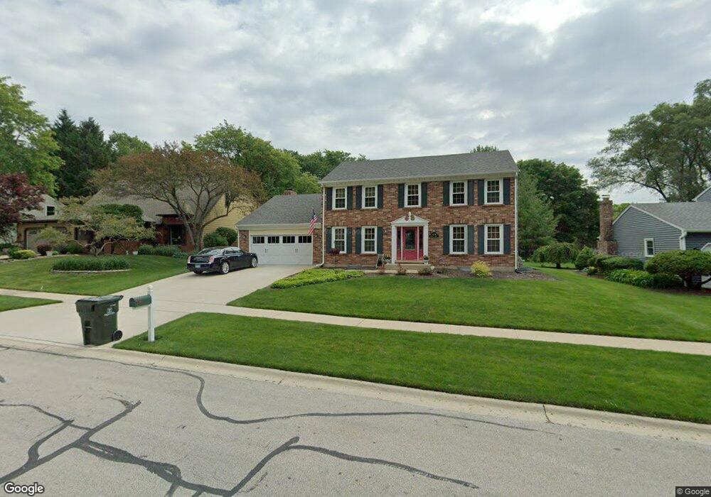 1714 Harris Ln, Naperville, IL 60565 - photo 1