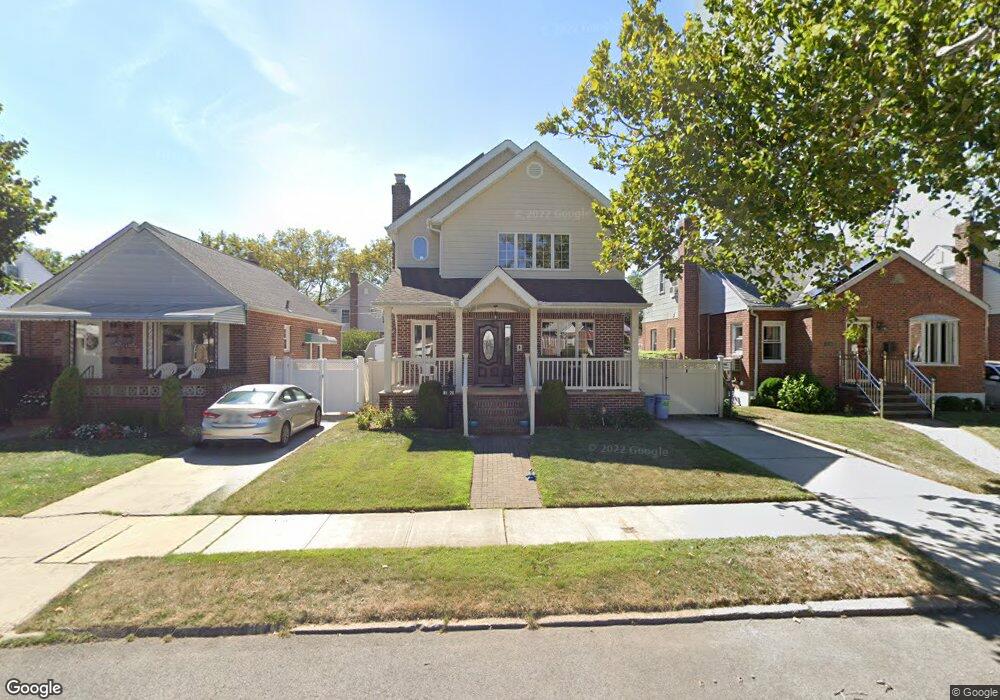 8120 247th St, Bellerose, NY 11426 - photo 1