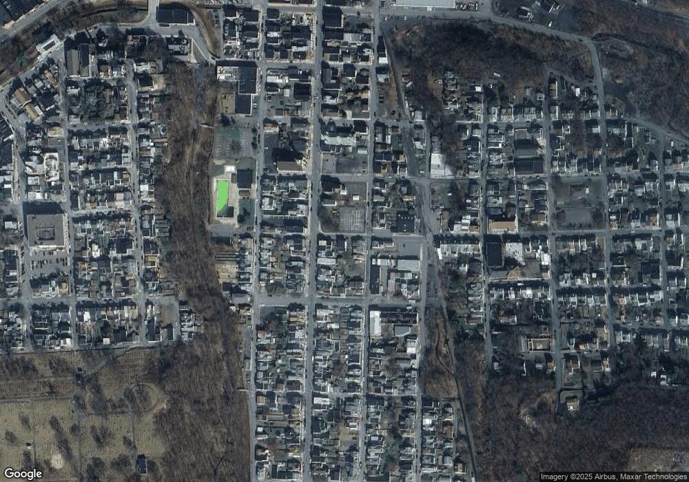 516 Race St, Shamokin, PA 17872 - photo 1