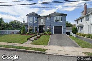 401 Oceanpoint Ave, Cedarhurst, NY 11516