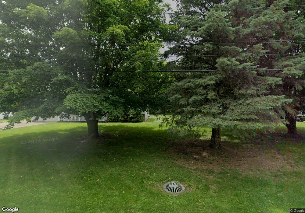 425 Elizabeth Dr, Owosso, MI 48867 - photo 1