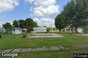 18 E 2nd St, Birdseye, IN 47513