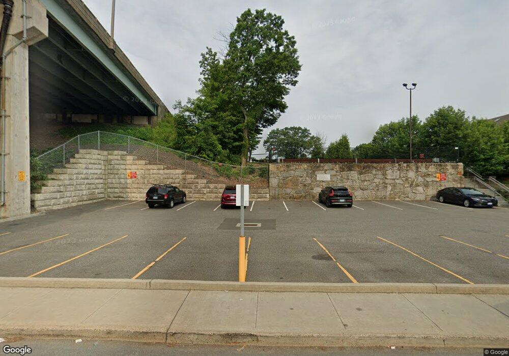 580 Riverside Ave unit 104, Westport, CT 06880 - photo 1