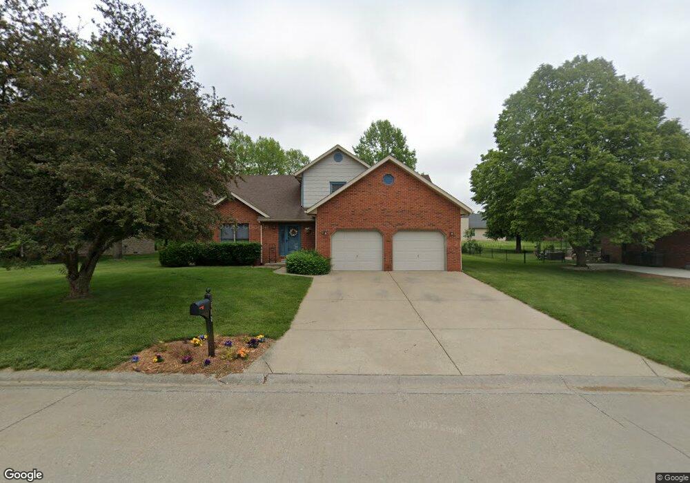 612 Brook Stone Ct, Freeburg, IL 62243 - photo 1