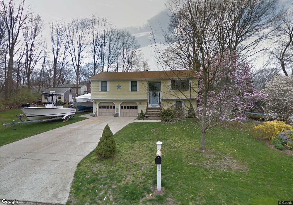 25 Wapping Dr, Bristol, RI 02809 - photo 1