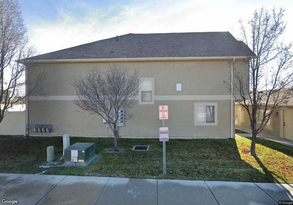 215 S Tamarak Cir, Lehi, UT 84043 - photo 1