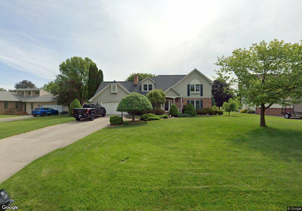 3058 Beechtree Ln, Flushing, MI 48433 - photo 1