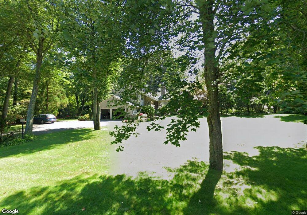 31 Pine Top Rd, Barrington, RI 02806 - photo 1