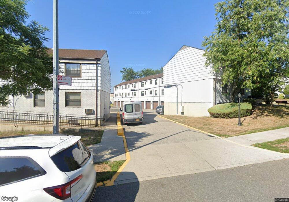 6922 136th St unit B, Flushing, NY 11367 - photo 1