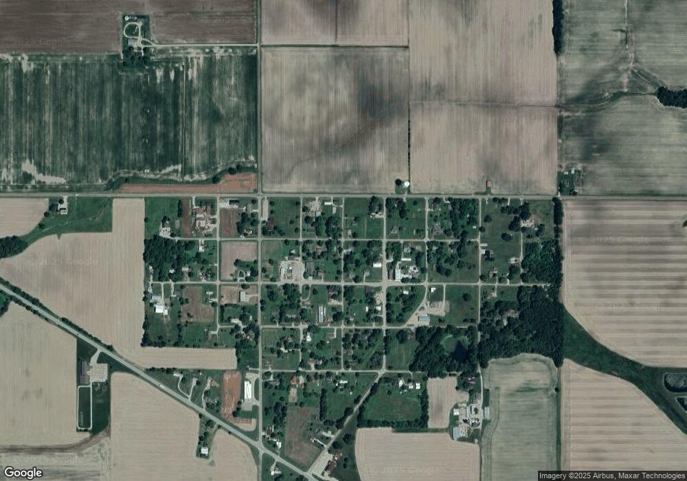 101 E North St, Shumway, IL 62461 - photo 1