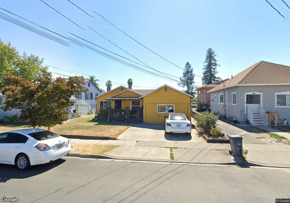 1351 Menlo Ave, Napa, CA 94558 - photo 1