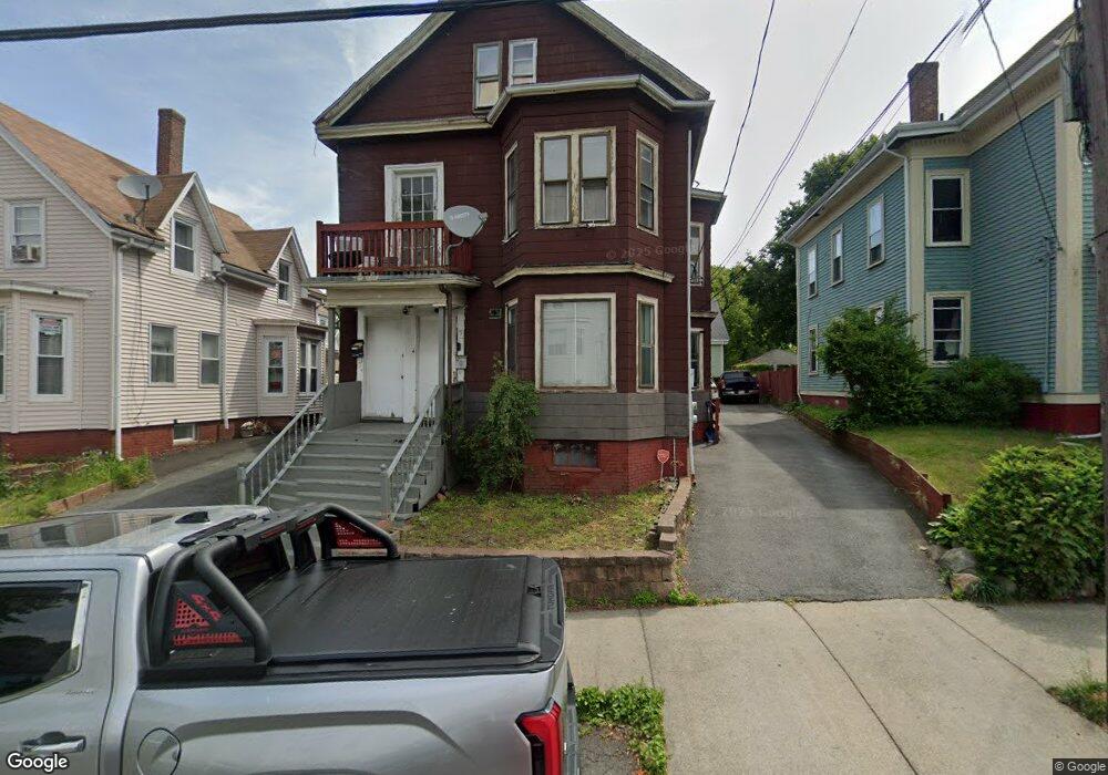 9 Lafayette Park unit 11, Lynn, MA 01902 - photo 1