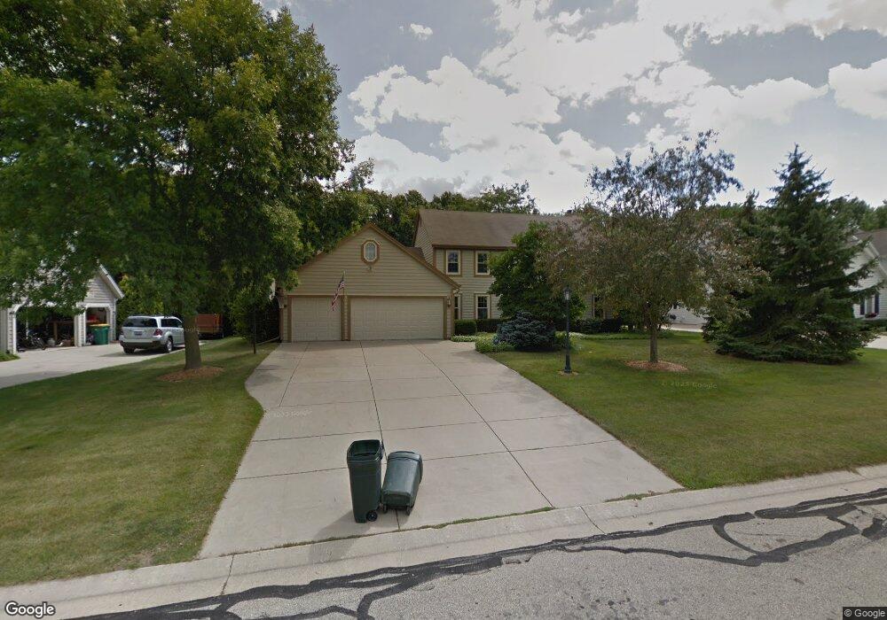 N100W14955 Windsong Cir E, Germantown, WI 53022 - photo 1