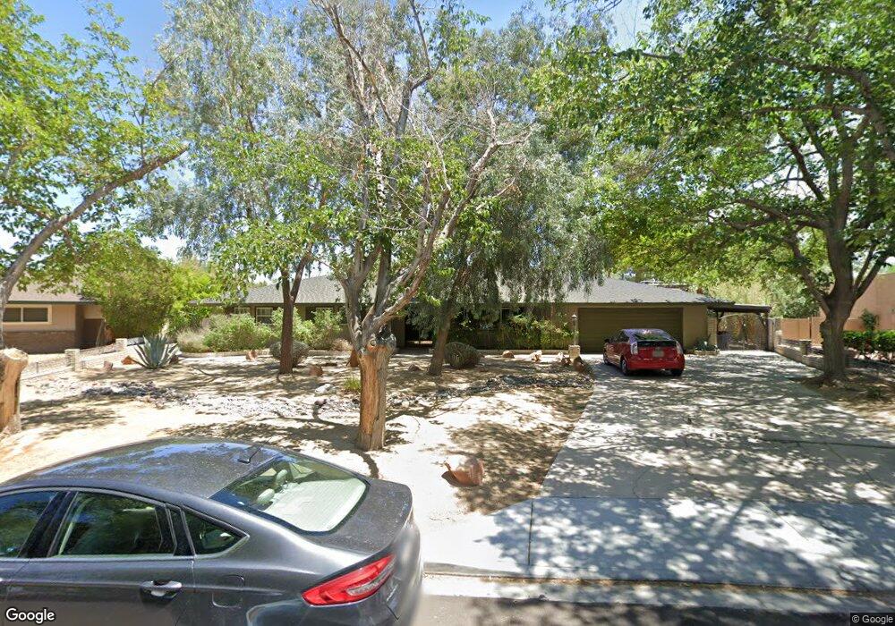 4150 E Pinecrest Cir, Las Vegas, NV 89121 - photo 1