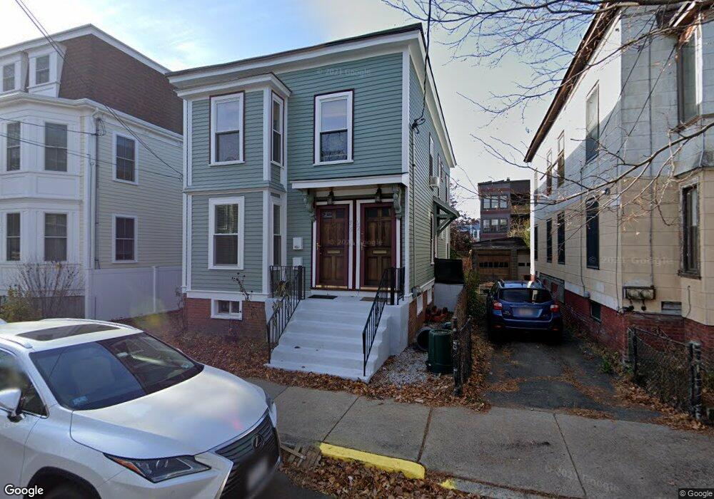 35 Kinnaird St, Cambridge, MA 02139 - photo 1