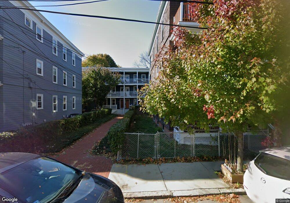 124 Montgomery St unit 3, Cambridge, MA 02140 - photo 1