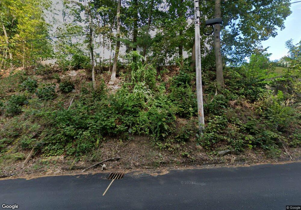 50 Pine St, Bellows Falls, VT 05101 - photo 1