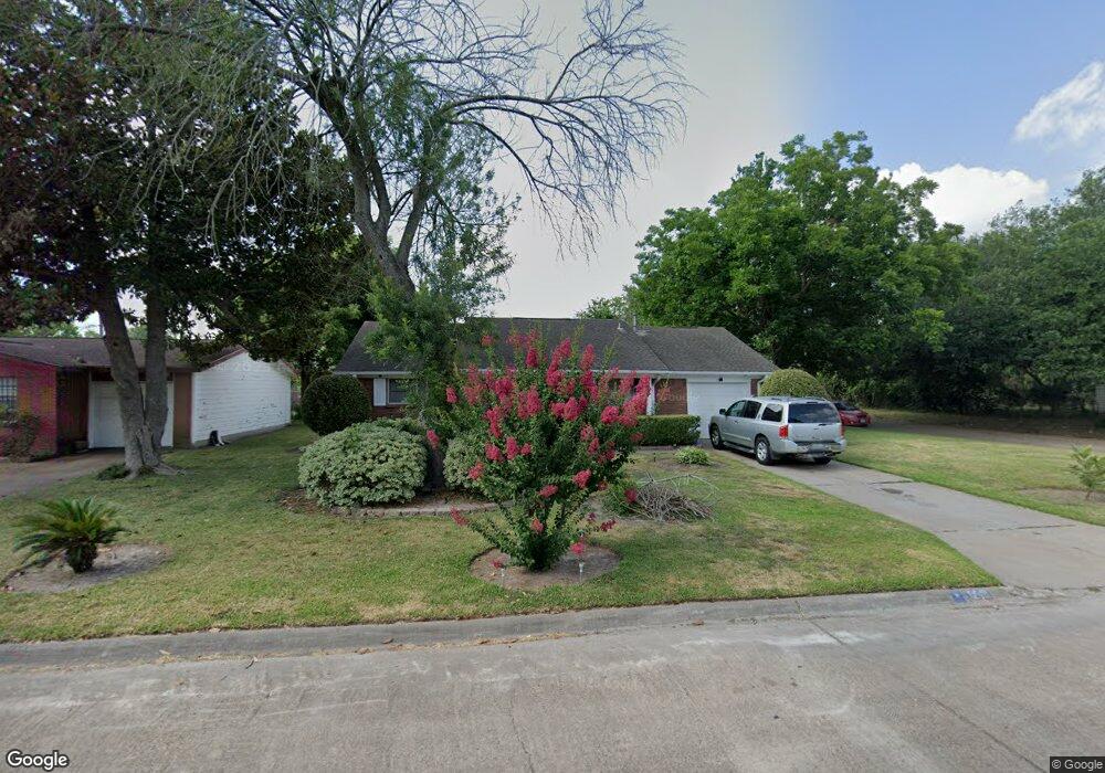 427 W Troy Rd, Houston, TX 77091 - photo 1
