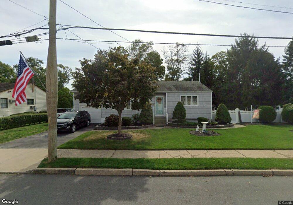 6 45th St, Islip, NY 11751 - photo 1