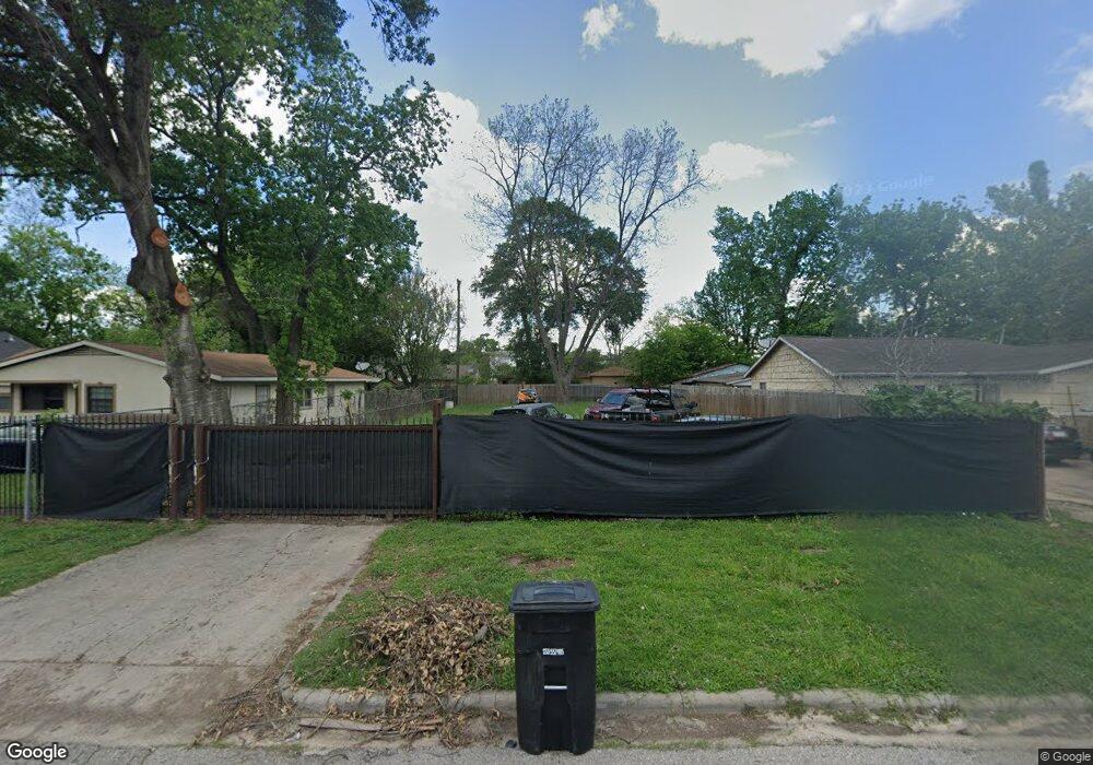 210 Ishmeal St, Houston, TX 77076 - photo 1