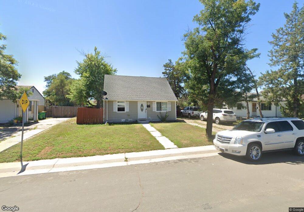 11070 E 7th Ave, Aurora, CO 80010 - photo 1