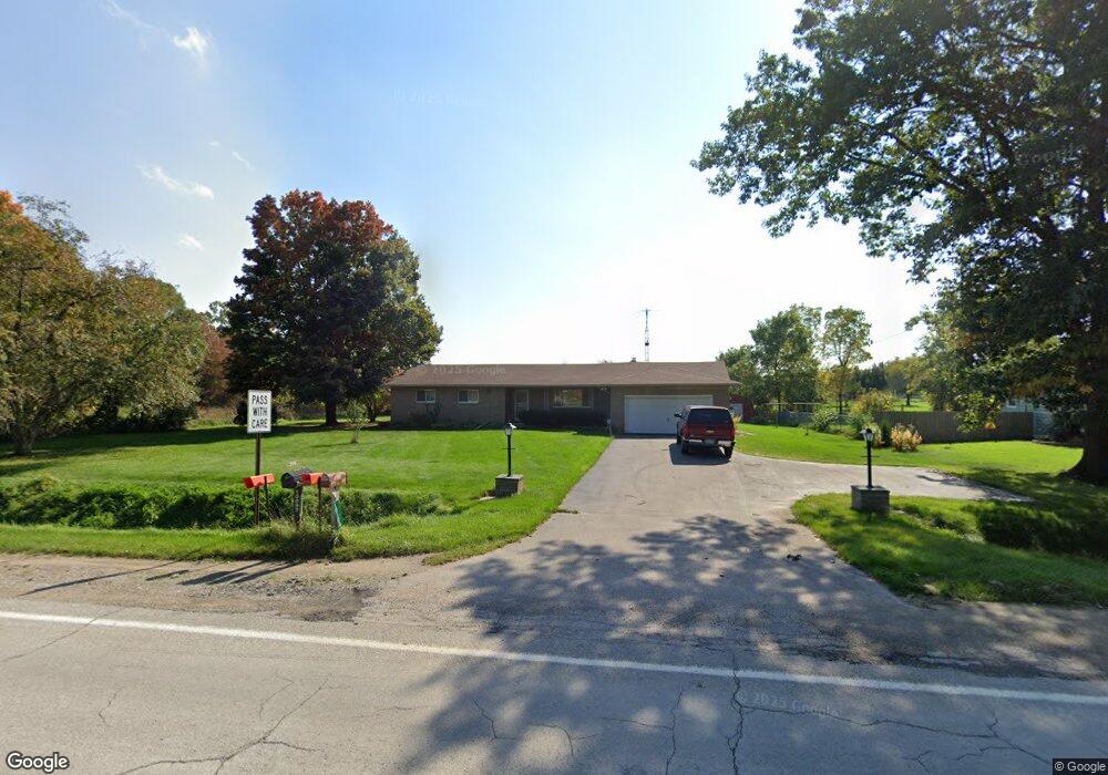 10097 Beecher Rd, Flushing, MI 48433 - photo 1